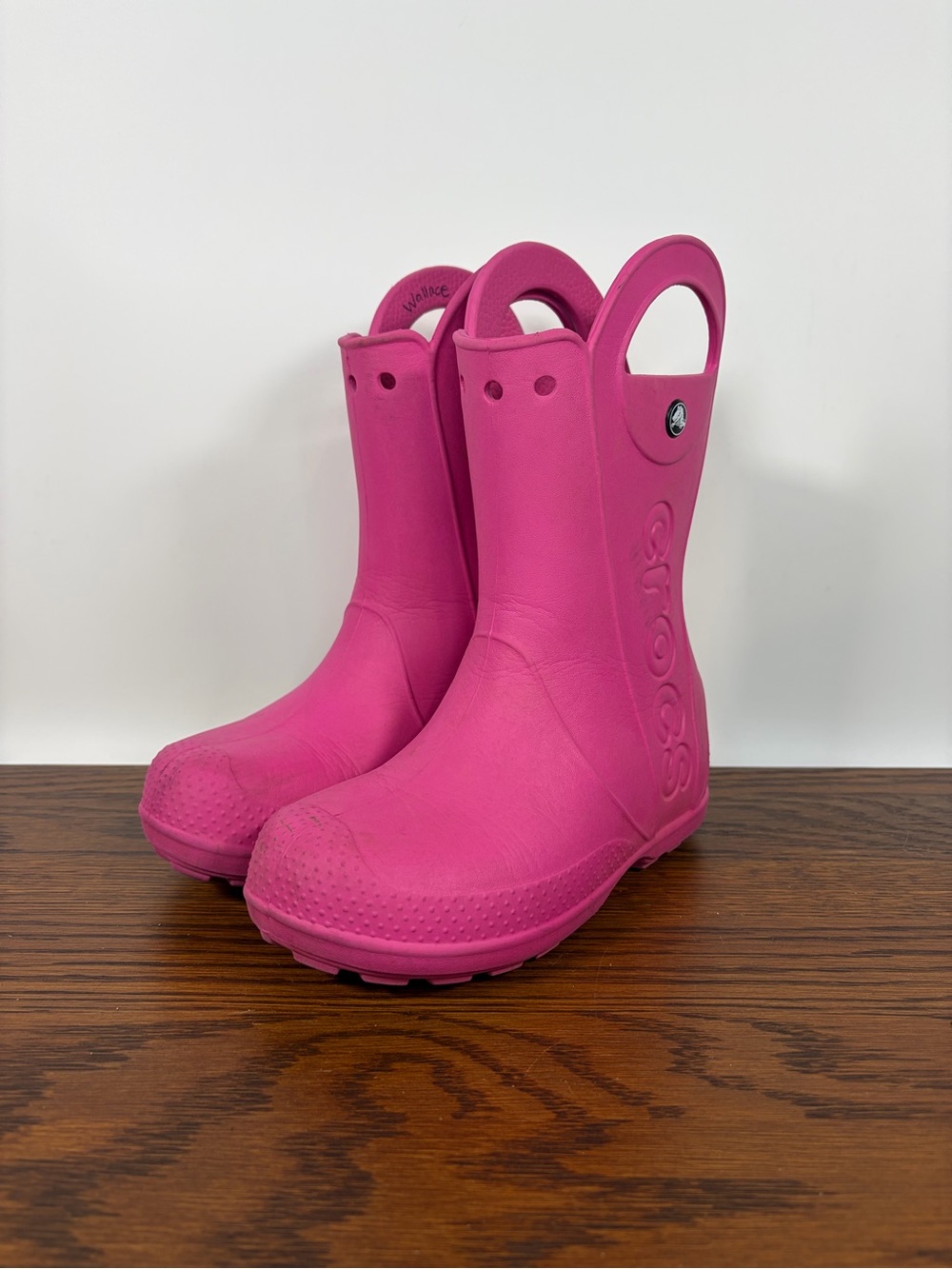 Crocs Kids Handle It Pink Rain Boots Size J3 Waterproof Lightweight Pull-On